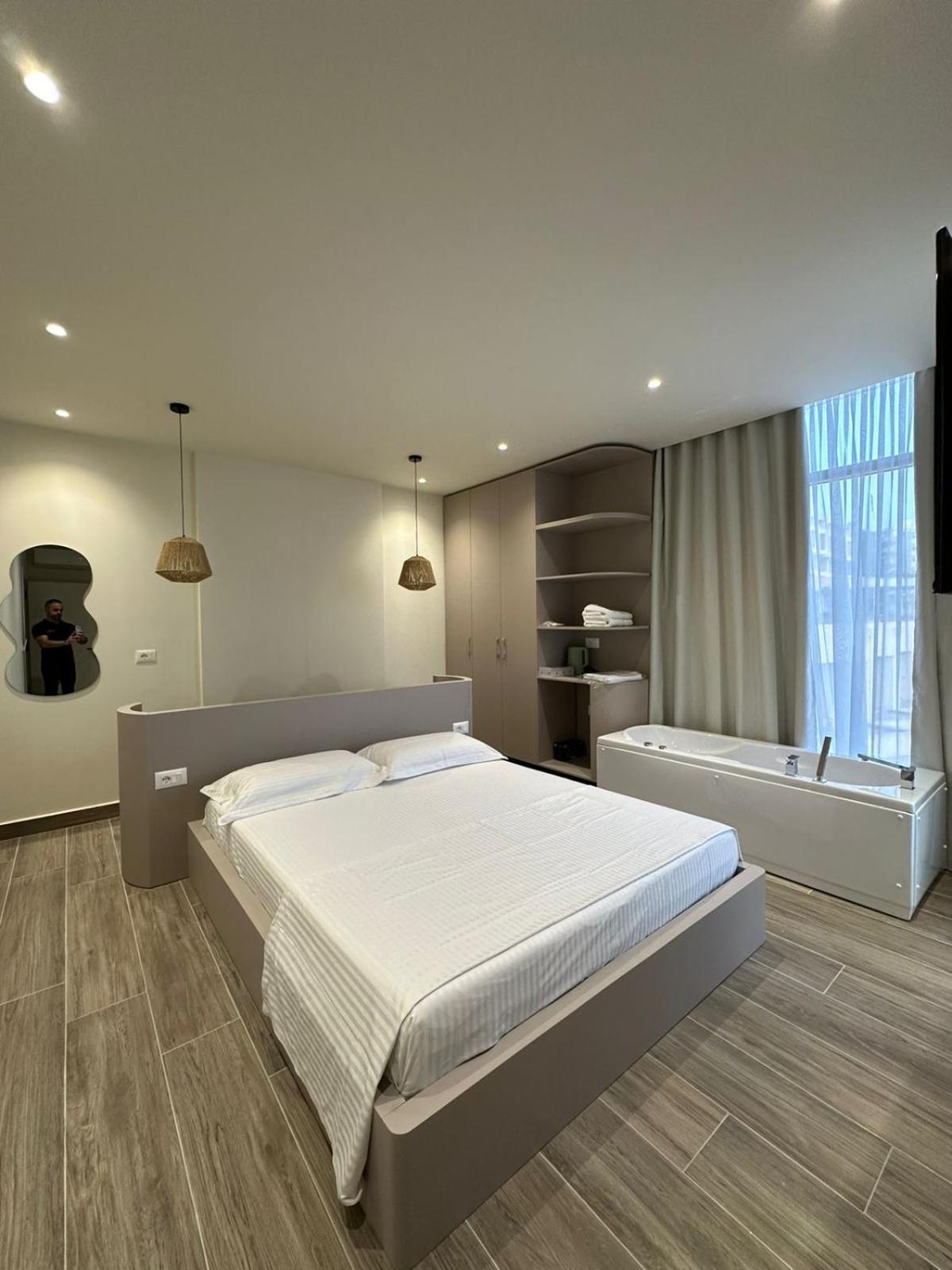 Oni Rooms Saranda Екстер'єр фото
