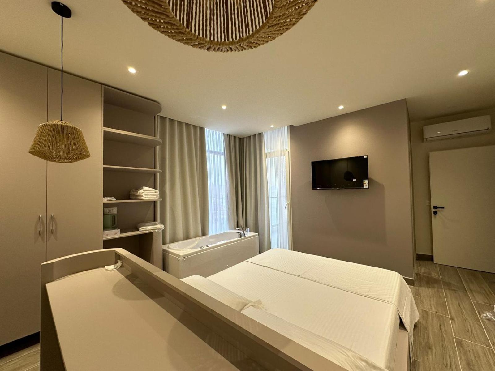 Oni Rooms Saranda Екстер'єр фото