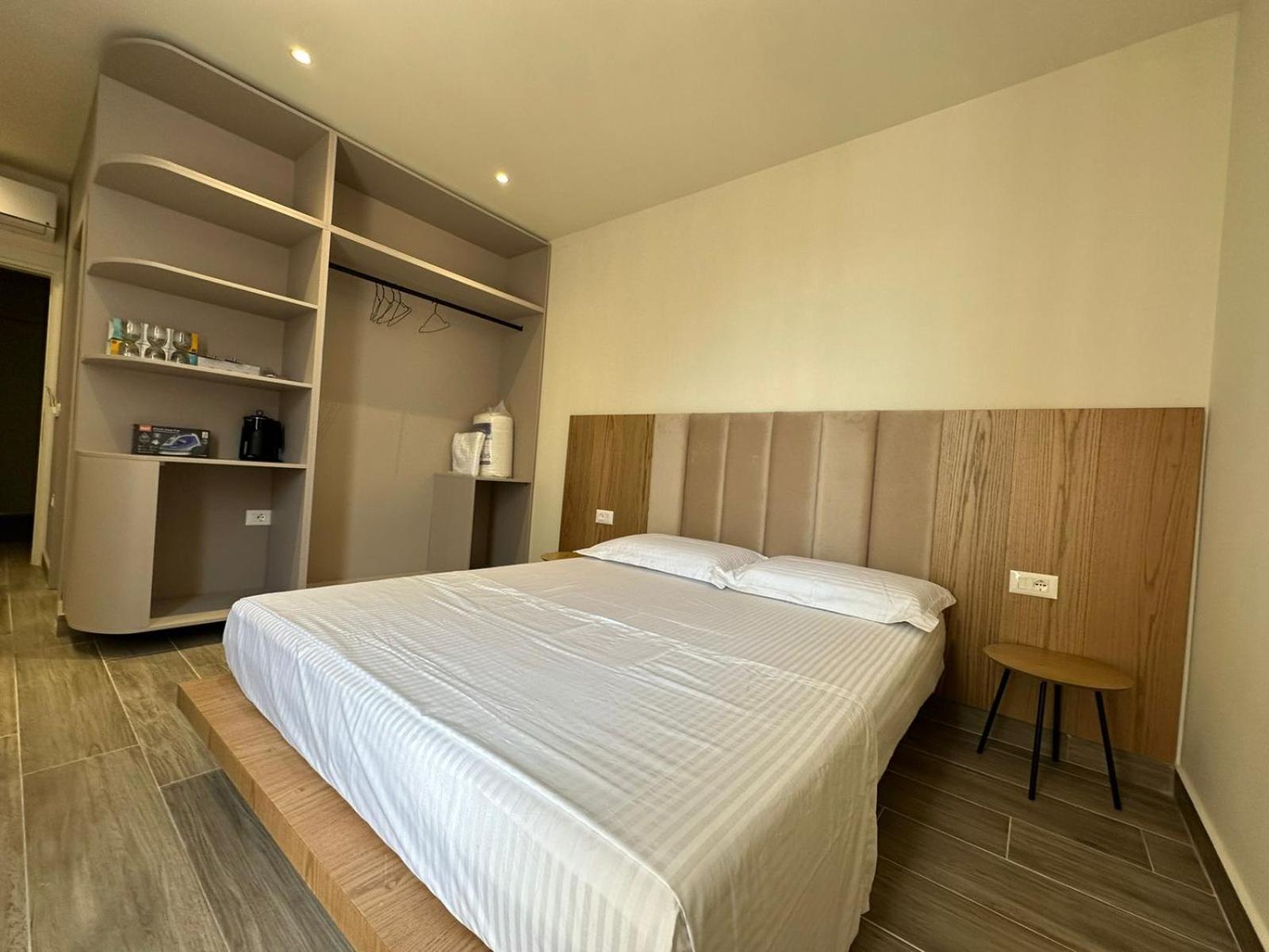 Oni Rooms Saranda Екстер'єр фото